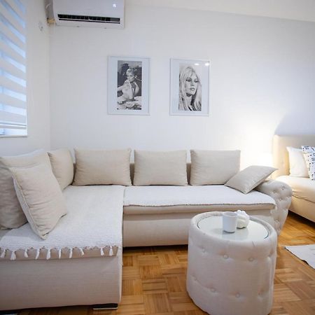 Apartman Elle Sombor Ngoại thất bức ảnh