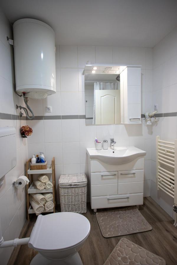 Apartman Elle Sombor Ngoại thất bức ảnh